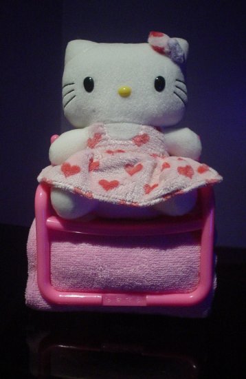 Hello Kitty Bath Towel Holder Set