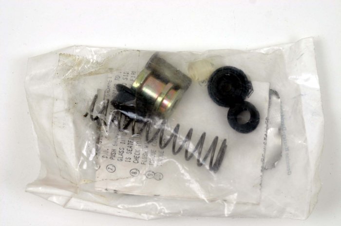 HARLEY-DAVIDSON MASTER CYLINDER PISTON KIT 45063-82A