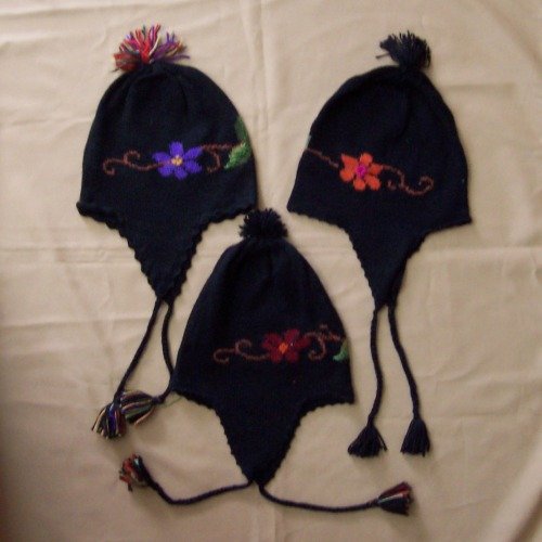 Lot of 10 alpaca wool hat adorned with flowers