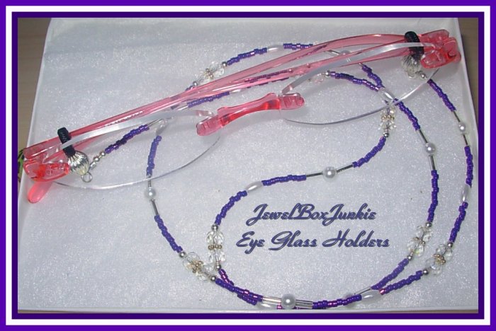 23 3/4 Toho Crystal & Pearl Beaded Eyeglass Holder