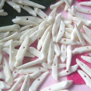 Lot of 100pcs 3cm Dog Teeth/Tooth Taxidermy DIY Jewelry bead