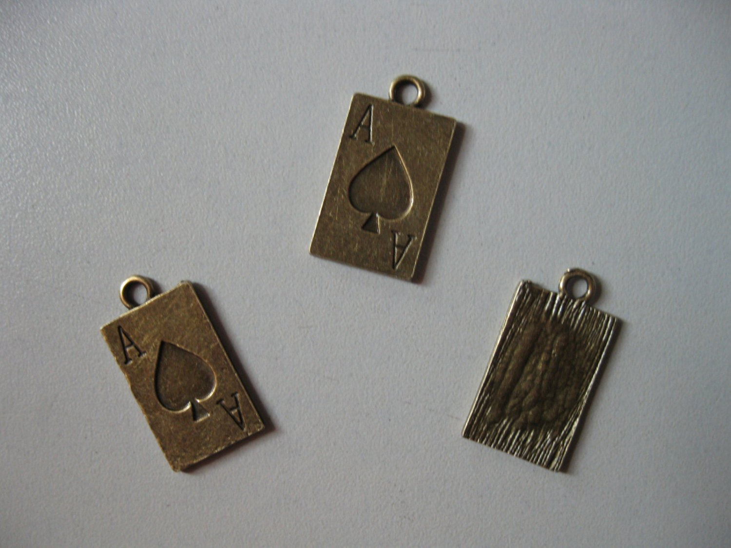 Lot of 200pcs Dollhouse Miniature Playing Card Poker A /jewelry bracelet metal alloy Charm