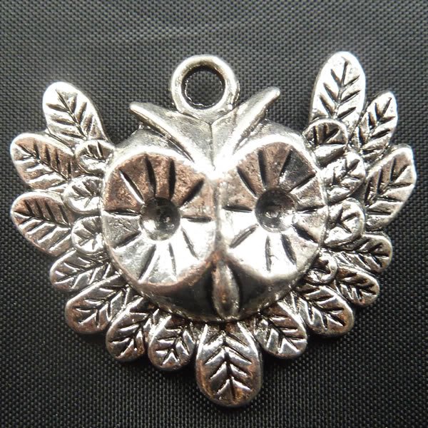 100pcs Owl jewelry bracelet metal Charm Bead 35 X 30mm