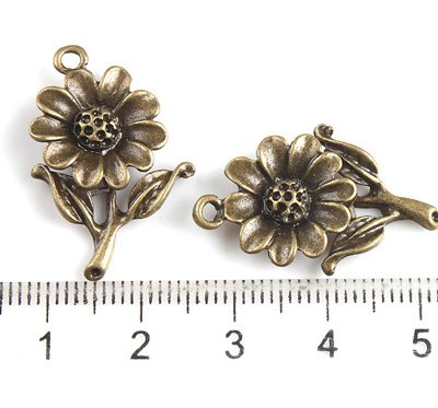300 XDollhouse Sunflower /jewelry Pendant metal alloy charm 27 x 18mm