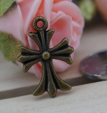 300 XDollhouse Cross /jewelry Pendant metal alloy charm 19 x 16mm
