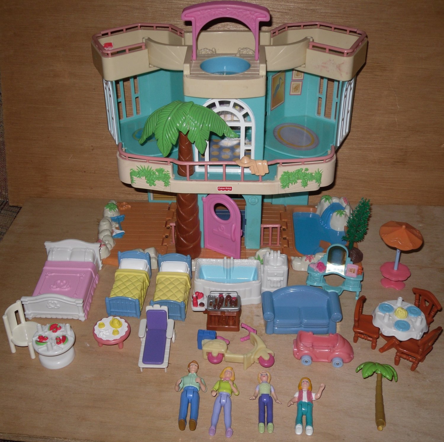 Fisher Price Sweet Streets Dolls Furniture Beach House FP