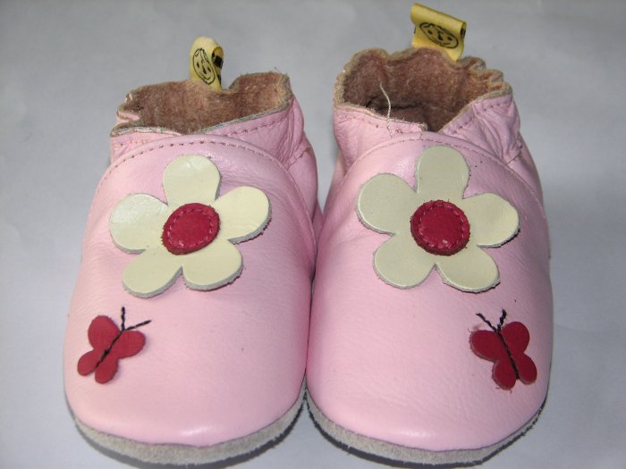 Happy kids Flower with butterfly