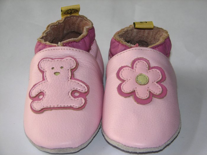 Happy kids Flower with bear