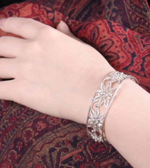 Silver Bracelet, 'Flourishing Spring'