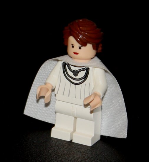 Lego Star Wars Mon Mothma from set 7754