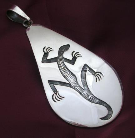 MEXICAN HOPI STYLE STERLING SILVER PENDANT
