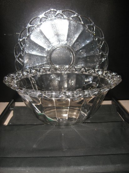 #8 Large Imperial Glass Serving Bowl WithTray