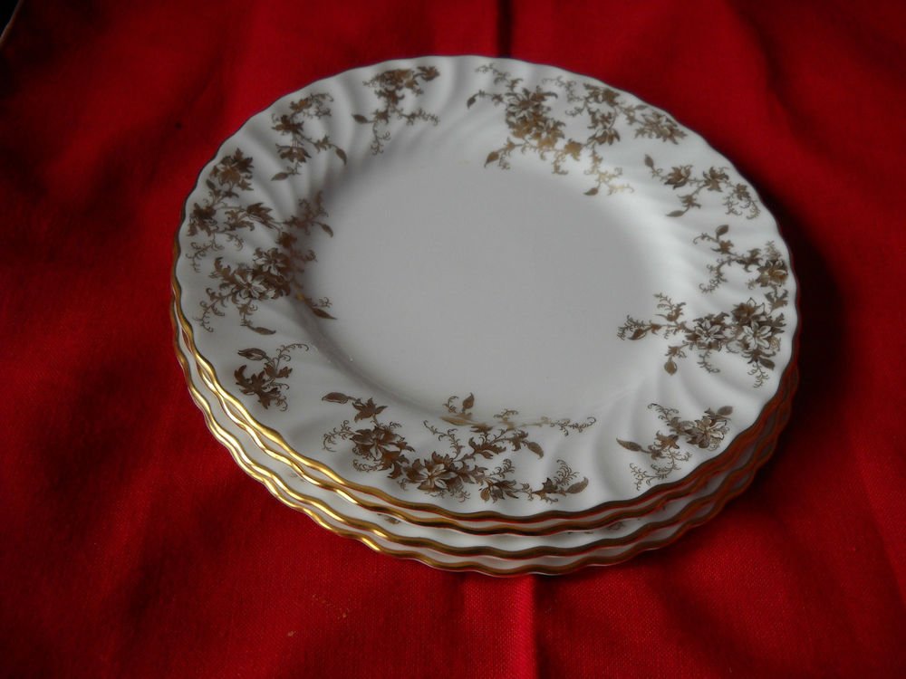 MINTON ANCESTRAL SALAD plates (7 available)