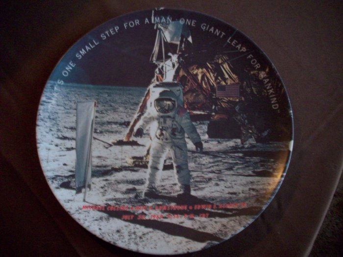 10" Plastic Moon Landing Plate