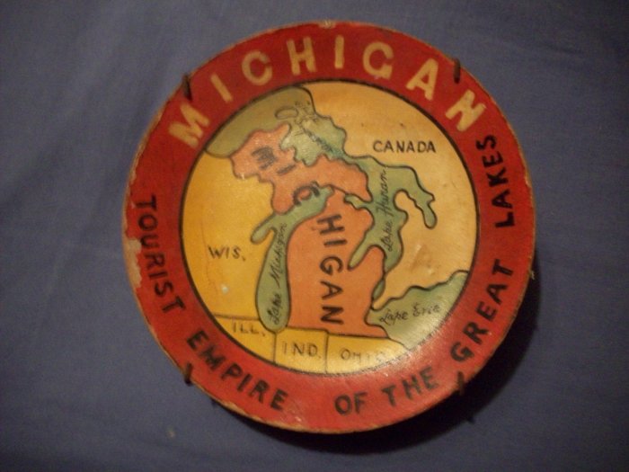 5" Vintage Occupied Japan Plate (?papermache)