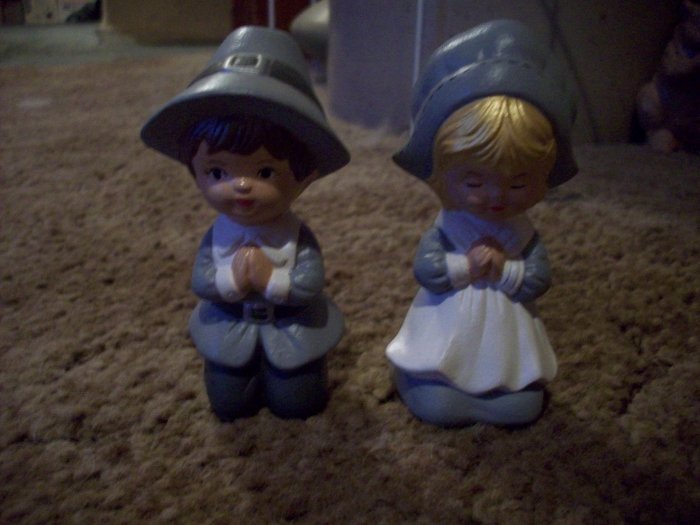 Boy and Girl Praying Pilgrims