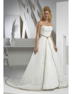 A-Line/Princess Strapless Cathedral Train Organza wedding dress (WD6855) for brides new Style