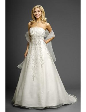 A-Line/Princess Strapless Chapel Train Chiffon wedding dress (WD9632)