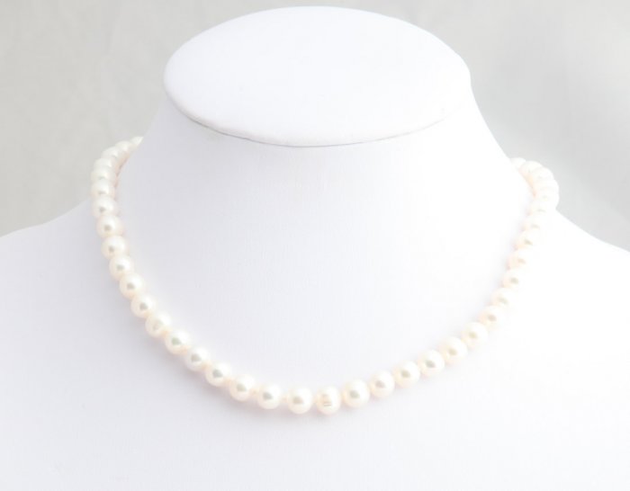6-7 mm Single Strand White Pearl Necklace 16"" with 2"" extender