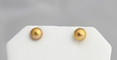 8-9 mm Gold Pearl Stud Earrings