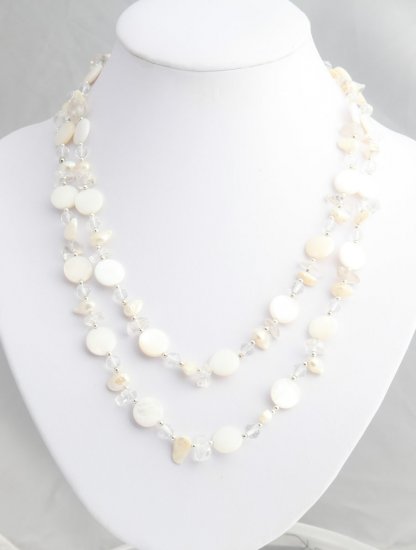 Long shell and white pearl strand