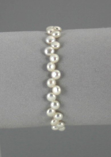 Pearl Bracelet ep2017