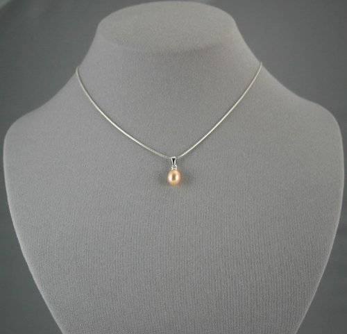 Single Drop Peach Pearl Pendant 18 inch