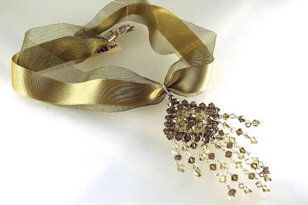 Handmade Crystal Beads Wire Necklace (Gold Dust)