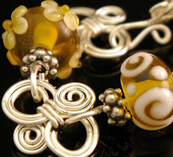 Handmade Wire Braclet with Lamp work & Bali Beads (Lemon)
