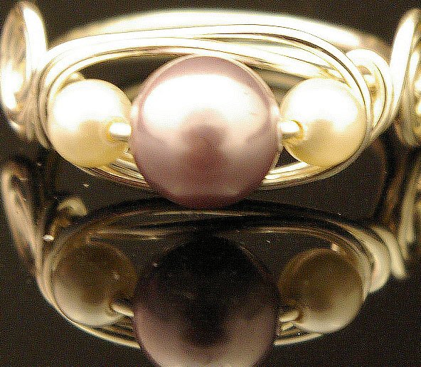 Handmade Wire free form Ring (O Pearl)