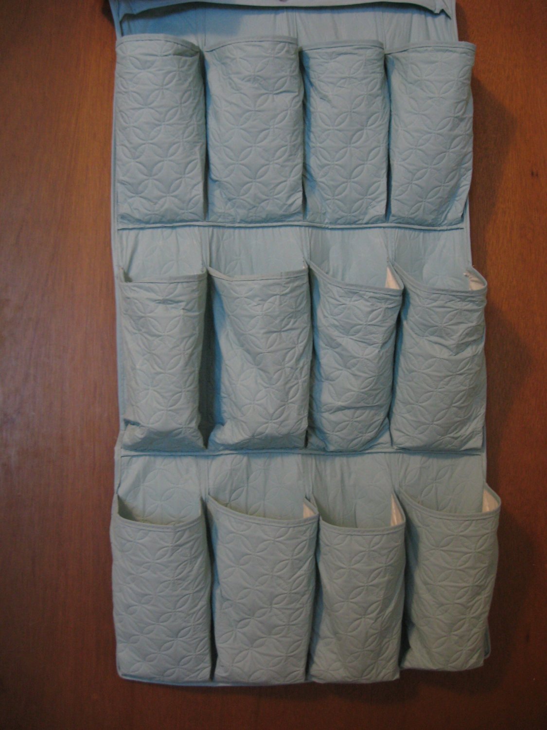 Vintage Hanging Shoe Organizer 12 Pockets Light Turquoise Quilted Style NICE