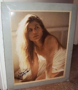 Linda Hamilton Signed In Person Autograph Photo Terminator Beauty And