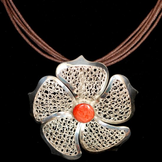Sterling Silver Elegant Filigree Flower Necklace