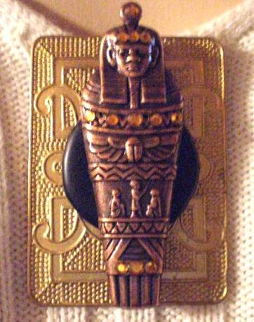#P026 - Mummy Pin
