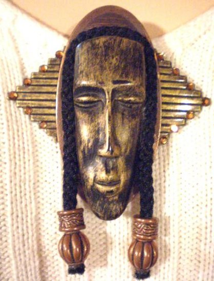 #P029 - Black and Gold Face Pin