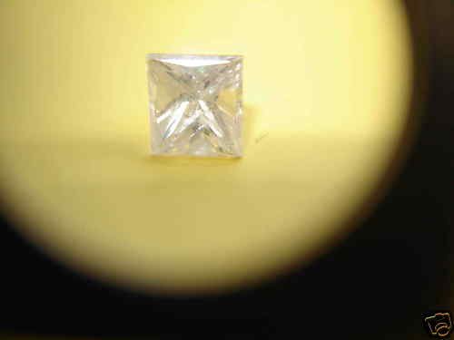 NATURALWHITEDIAMOND,O.83CT,GH-SI--PRINCESSCUT-SPARKLE