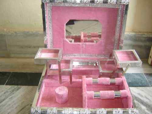 GERMANSILVERJEWELCASE,HANDCRAFTED,ANTIQUE LOOK,HUGESIZE