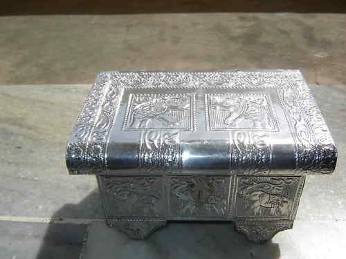GERMANSILVERJEWELCASE,HANDCRAFTED,ANTIQUE LOOK,,ROYAL