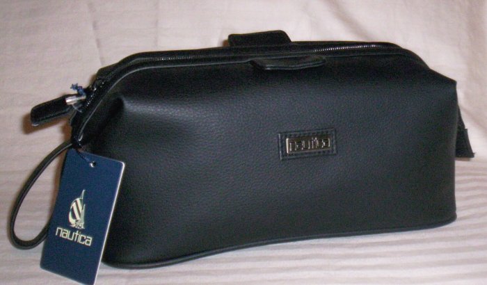 Nautica Shaving Kit Travel Bag in Black