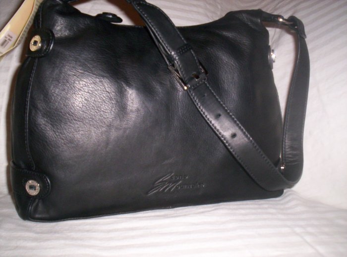 Stone Mountain Clearlake Leather Hobo Shoulder Bag in Black