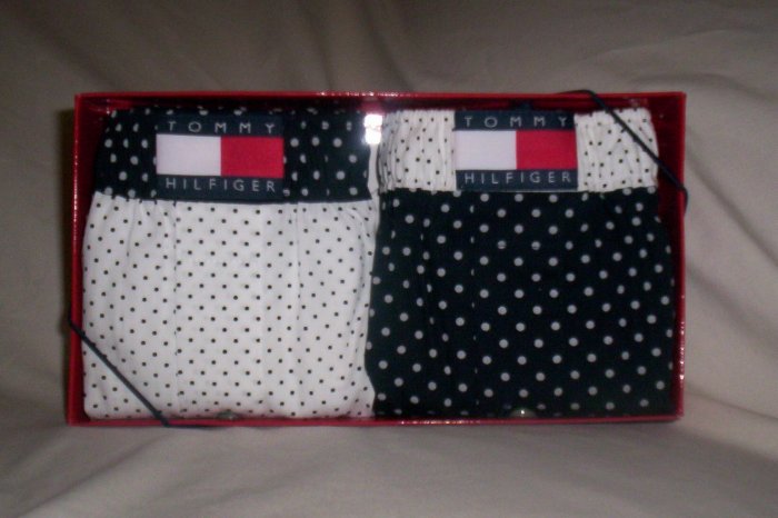 Set of 2 Tommy Hilfiger XL Woven Boxers in Navy Blue and White