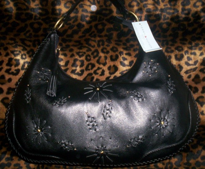 Tommy Hilfiger Portland Large Hobo Shoulder Bag in Black