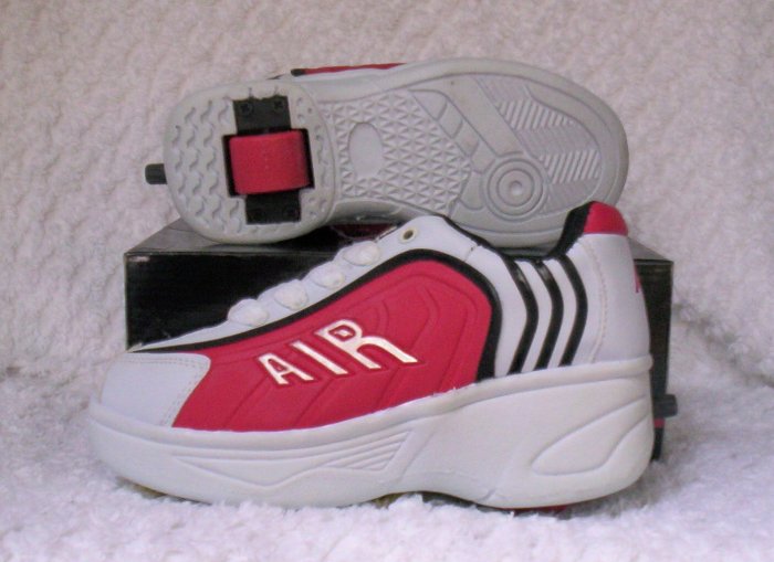 Air Skate Brand Heelies / Wheelies in White/Red/Black Size 3