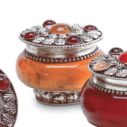 Sandalwood Scented Csndle in Amber Jar With Silver-Plated Lid.