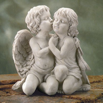 KISSING CHERUBIM SCULPTURE
