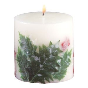 HOLLY AND BERRIES PILLAR CANDLE