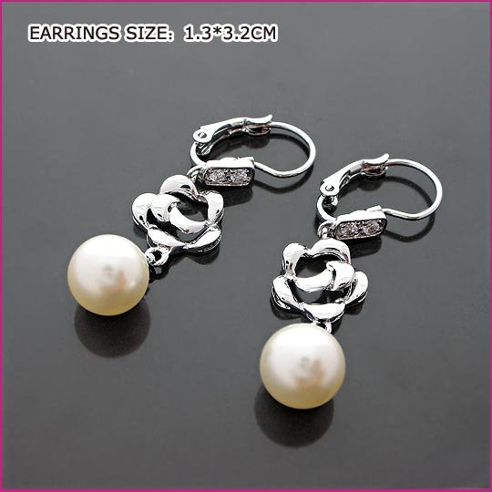 Shinning Crystal Pierced Earrings, Pierced earrings, Earrings
