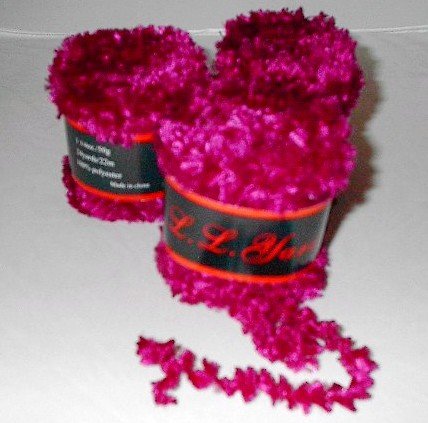 La La Boa Fur Yarn Fuschia