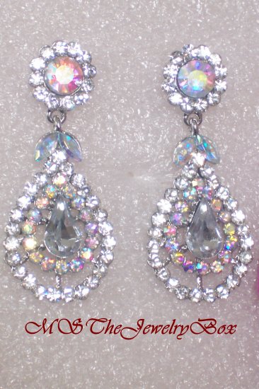 Classic White / Clear Silver Crystal Chandelier Earrings, Dangle, Drop