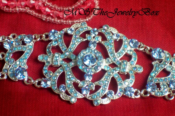 BLUE VICTORIAN VINTAGE STYLE CRYSTAL BRACELET